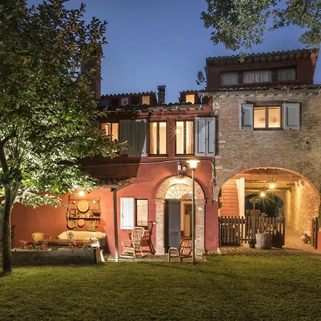 Cozy In Italy With Swimming Pool * Fabriano